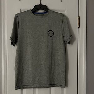 Vineyard Vines Performance Boy’s Heather Gray Short Sleeve T-Shirt Size L 16